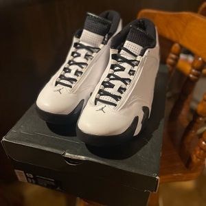 ❗️SOLD❗️Oxidized Green Air Jordan Retro 14